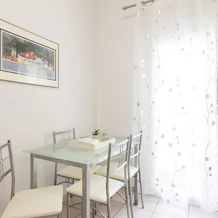 F & B Collection - Flat For 3 * Salonicco