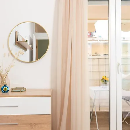 F & B Collection - Flat For 3