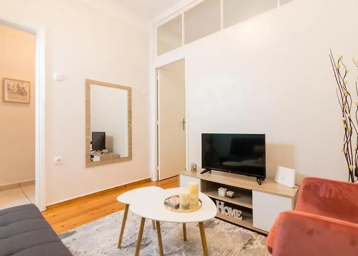 F & B Collection - Flat For 3 Saloniki